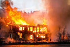 Camden Road Fire Today, London: Massive Emergency Response as Crews Battle Blaze